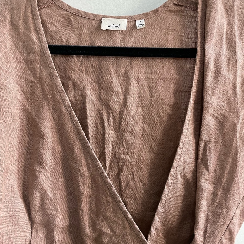 Aritzia Wilfred Tie up top - Picture 3 of 4